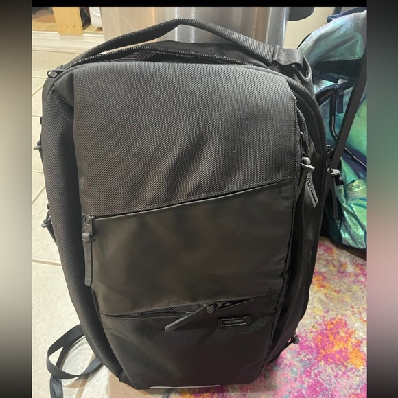 NWOT SWIISS GEAR 2872 USB Travel Laptop Backpack (Never used) - Picture 8 of 12